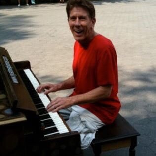 SolidGreenGuy's profile picture. 