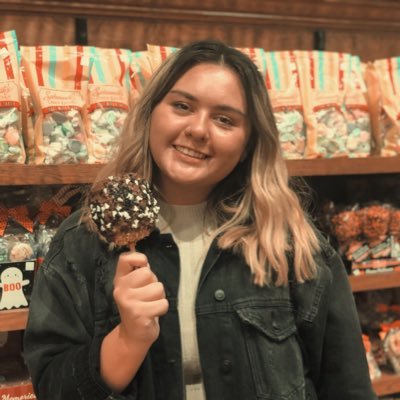 torriehafsaas8's profile picture. 