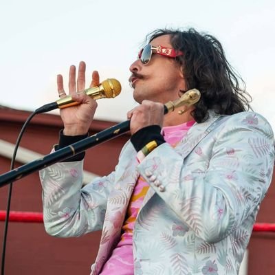 LionThe24k's profile picture. The fashion sensation across all 4 elemental nations, the last swag Bender himself, the Big cat boss bitch in a bad man's body the 24kLion Jeremiah Goldmain!