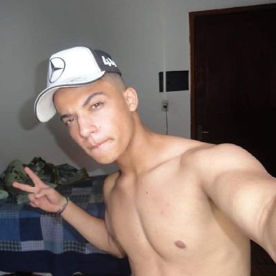 Iacanga - Sp🇧🇷
19y🌚
Sagitário🏹
sou Legal Galera e streamer