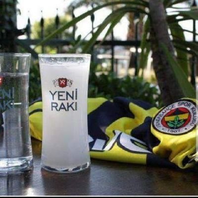 Anılarla dolu mahalleden vitesi 2'ye düşürüp yavaş yavaş geçiyoruz    Fenerbahçe  | Ada |  Tottenham | Faith ☭