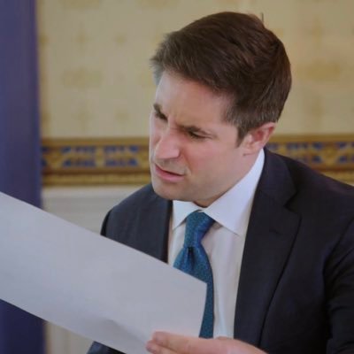 MisterAwz's profile picture. all of my jokes are awful