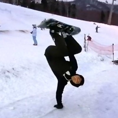 縦に回れなかったら全額返金のレッスン開催中🏂
気軽にメッセージしてください
『今年こそ縦に回ろう!』
その他のレッスンでも可