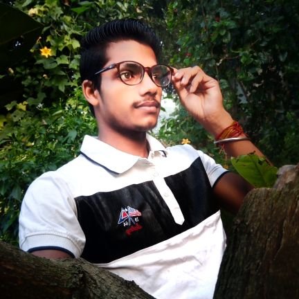 💥RoYaL gAbRuu🔥
✊Zindagiसे बस यही सीखा है..🔥मेहनत करो रुकने का,नही..हालात चाहें जो भी हो..💪साला किसी के आगे झुकने का नही👊