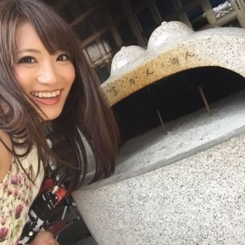 母子家庭で貧乏育ち(´•ω•̥`)⇒介護職に就くもブラックすぎてうつ病になり退職⇒スーパーでバイト⇒今の現状を変えたいと思い、ネットビジネスに出会う⇒3ヵ月で月収100万円達成💖
時間とお金が自由になってフリーダムガールに💕
私のように現状を変えたいと思っている人を無料でサポートしてます✊
