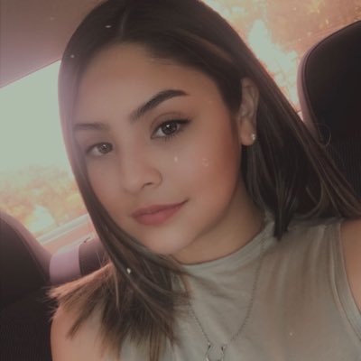 yahairraa12's profile picture. D🖤 12/26