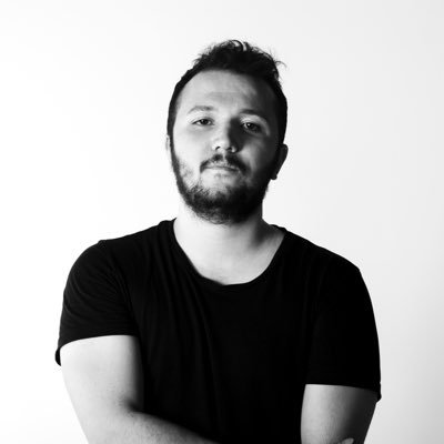 Digital Art Director | CalArt - Graphic Design