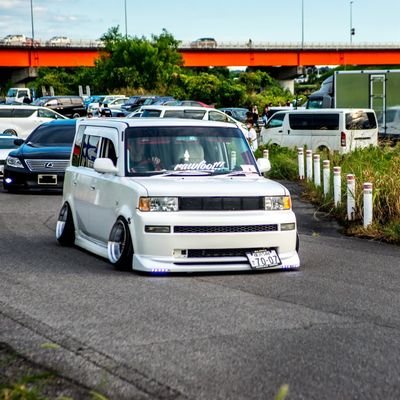 yusukegoddess's profile picture. 横浜育ち。元bB 乗り 。 内装、赤白 キャンバーのついたちょっと低いbBに乗ってます。 モニター20枚