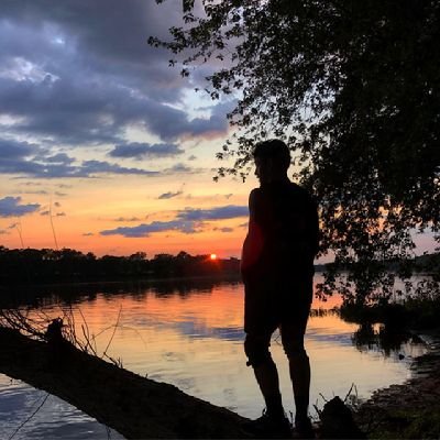 EthienZambrana's profile picture. im out here trying to not fumble the bag