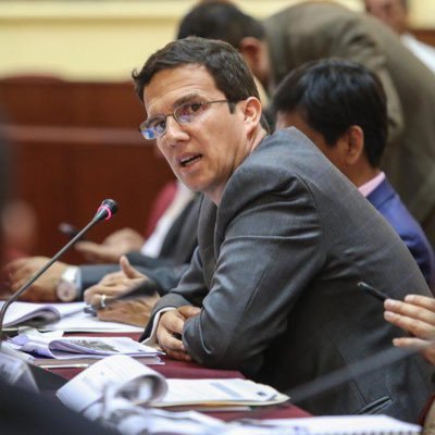 Ex ministro de Energía y Minas. Orgulloso de ser ciudadano de un gran país llamado Perú.