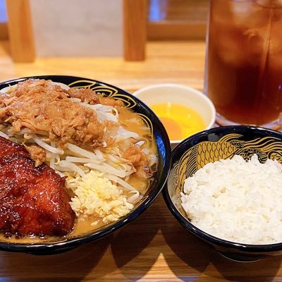 新旬屋本店、夜の部【極中華蕎麦ひろた】、ラーメン大好き🍜お酒大好き🍺健康診断前はかなり緊張します……（笑）私のお腹の前で泣かないで下さい♫フォロー宜しくお願いしまっす🥺