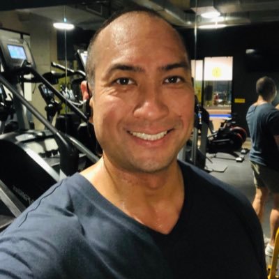 Personal growth enthusiast. MSW student 📚 Meditator 🧘🏽♂️ #complextrauma #vipassana #amwriting