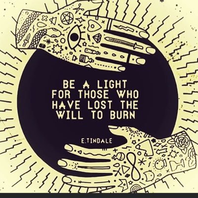 carlyronq's profile picture. Listening to my fave artists 🎶