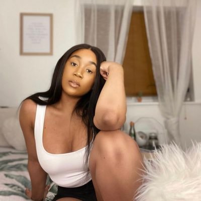 luisapaiiva's profile picture. Angolana e Portuguesa// 23