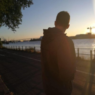 Étudiant en développement informatique à ENI école.
Alternant Développeur Fullstack chez MillaMeet.