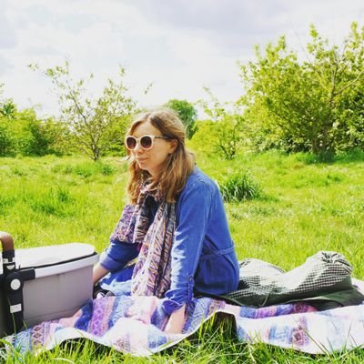 SallyAnnna's profile picture. Like cats