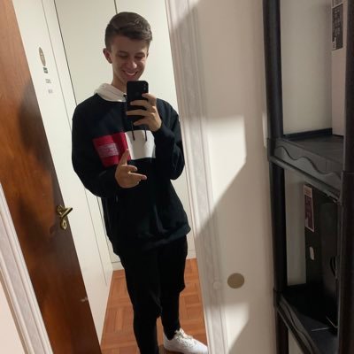 curc1108's profile picture. .