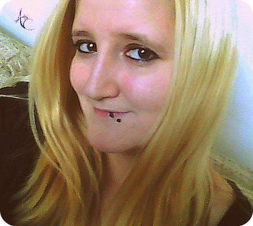 I'm looking for a guy whose ready to settle down, I'm no BOOTY CALL!!! XoXo 3 Ciao 3