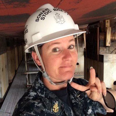 (she/her) US Navy vet, Cultural Anthropology PhD student studying port-based welfare services for international seafarers. DMs open. 🏳️‍🌈