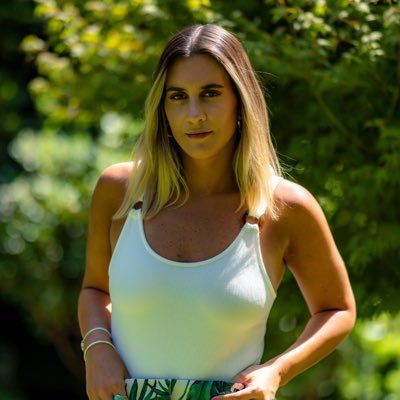 Isirivera_'s profile picture. 