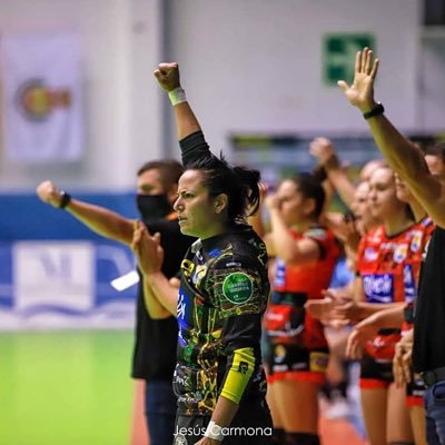 Pro Handball Player at @BMMalagaCosta Goalkeeper 6️⃣8️⃣🦅🟣🟢Instagram: virginia.ferobles