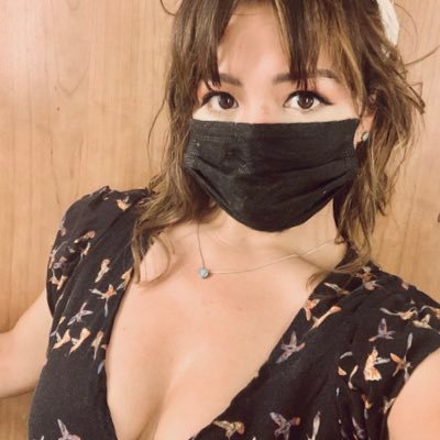 nataliel0is's profile picture. Let's dance.