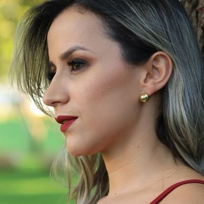 Gestora de Rh;
Especialista em Gestão com Pessoas e Psicologia Organizaonal e Liderança e Formação de Gestores;
Estudante de psicologia 🧠🤯📚