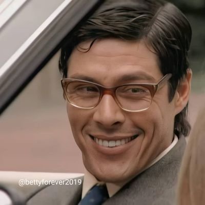 Vicepresidente Financiero de @EcomodaEmpresa // Hay que matar la tusa 😎 // *Fandom oficial de #BettyLaFea en México*