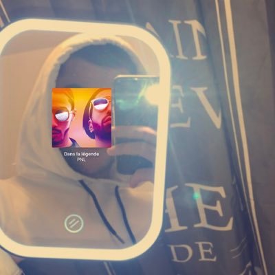 JrmyNct's profile picture. Y'a rien d magique tu sais, ma vie est simple, je joue pas d'rôle