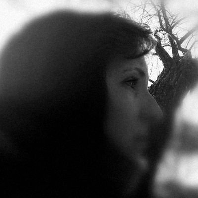 Sakublume's profile picture. Medizin, Wissenschaft, Empathie und Weltoffenheit - 
Zuviel des Guten?