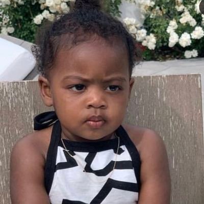 sarahdevid's profile picture. love girl