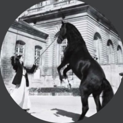 Faayh_'s profile picture. اللهم ارحمني يوم لايسمع لقلبي نبضات .