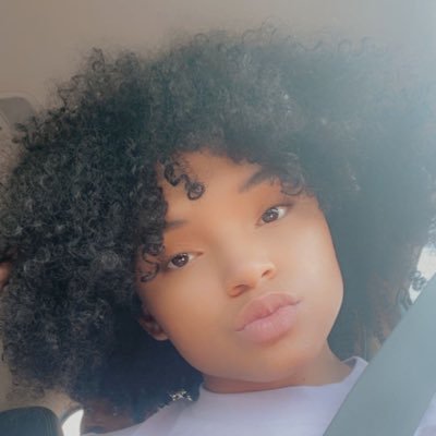 Renee_Alyssa15's profile picture. :)