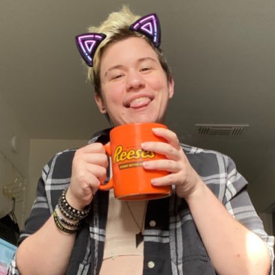 just a FtM kitten lookin to post some nüdes, y'know // 22 // 18+ only // blm // 1312 // dms open for buyers, sw's, and friends // ca$happ: adandromeda