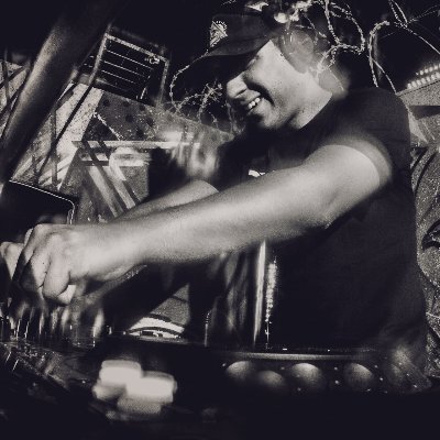 In progressiveness we trust! 🐝🎶
works at @ionomusic
owner at @ptl_music & @ProgTrancLovers