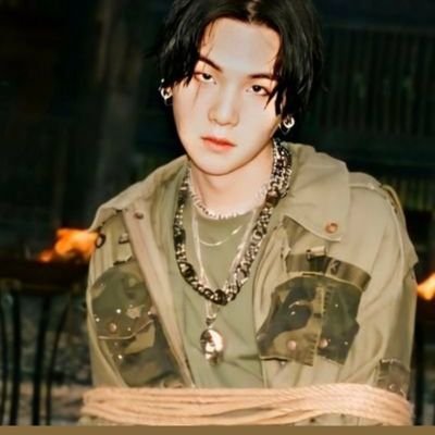 biaswreckedcult's profile picture. new account:-|