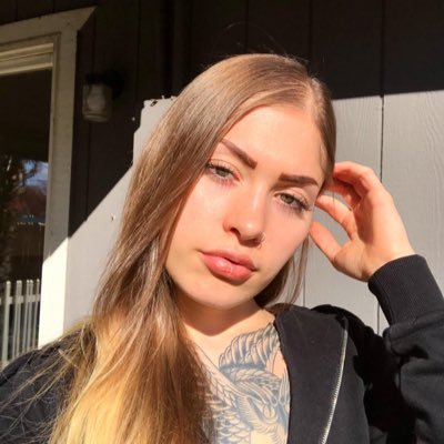 Lina_Godfrey's profile picture. 