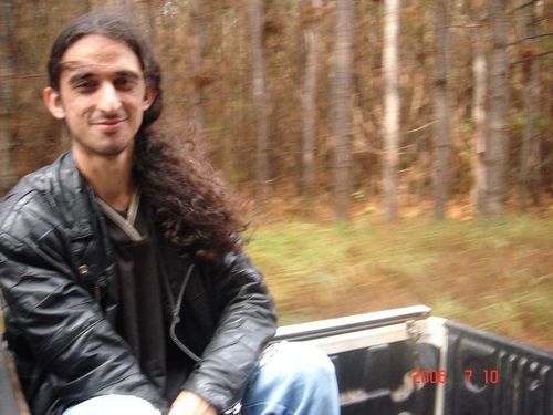 Geroto's profile picture. Paleontólogo, escritor, ilustrador, fanfiqueiro. Mais que humano, menos que jacaré.