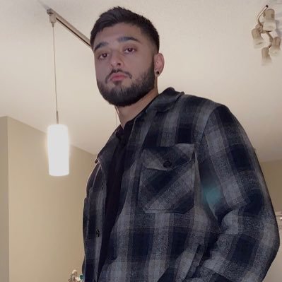 yashinsahota's profile picture. 👽