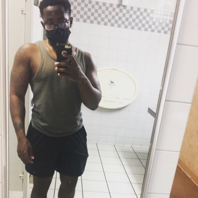 deagop50's profile picture. When in doubt....coke