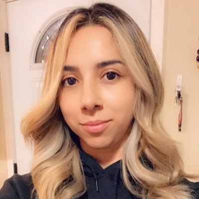 Cullen_Fanatic4's profile picture. Clerical Asst. P/T student Model here & there for fun. ♥️💋