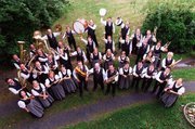 Der Musikverein Edelserpentin Bernstein wurde 1980 gegründet und zählt zur Zeit 51 aktive MusikerInnen.