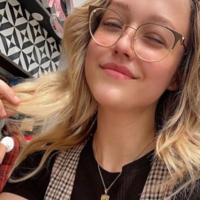 coolsabrinaa's profile picture. No DMs❌ .... Just a sexy bag filled with vibes ✨