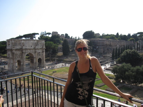 nadiadubeau's profile picture. Aspiring winemaker, urban gardener and food and wine enthusiast. Flea-hating, cat-loving jet-setter.