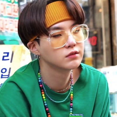 ateezIeader's profile picture. 