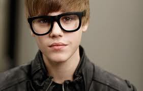 Hey guys! we love JB just like any other belieber and support him. Follow us! We follow back ! personals @denammjl13 & @kaylaleo . NeverSayNever! mwahh.