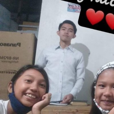 jhellylucena18's profile picture. 