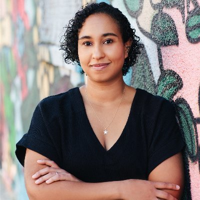 Author of HALSEY STREET: https://t.co/AdBqEmO3Bx & WHAT'S MINE & YOURS: https://t.co/WYIYCgPdt4 @NationalBook 5 Under 35. She/her. Insta: @naimacoster