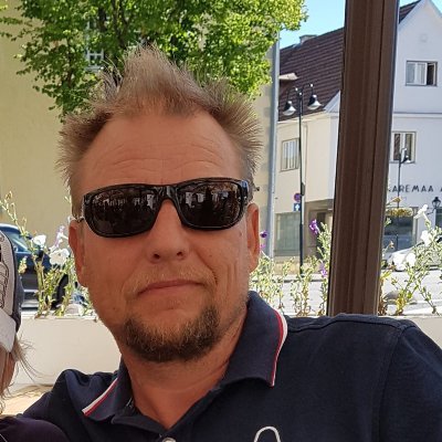 B4Sutiit's profile picture. 