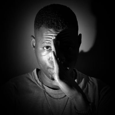 liyoklm's profile picture. Artist/Comedian
song writer,  singer,  instrumental
on Fb: Liyo Klm
Instagram: liyoklm
whatsapp: 08105500929
for bookling:  Liyo4life.ent@gmail.com